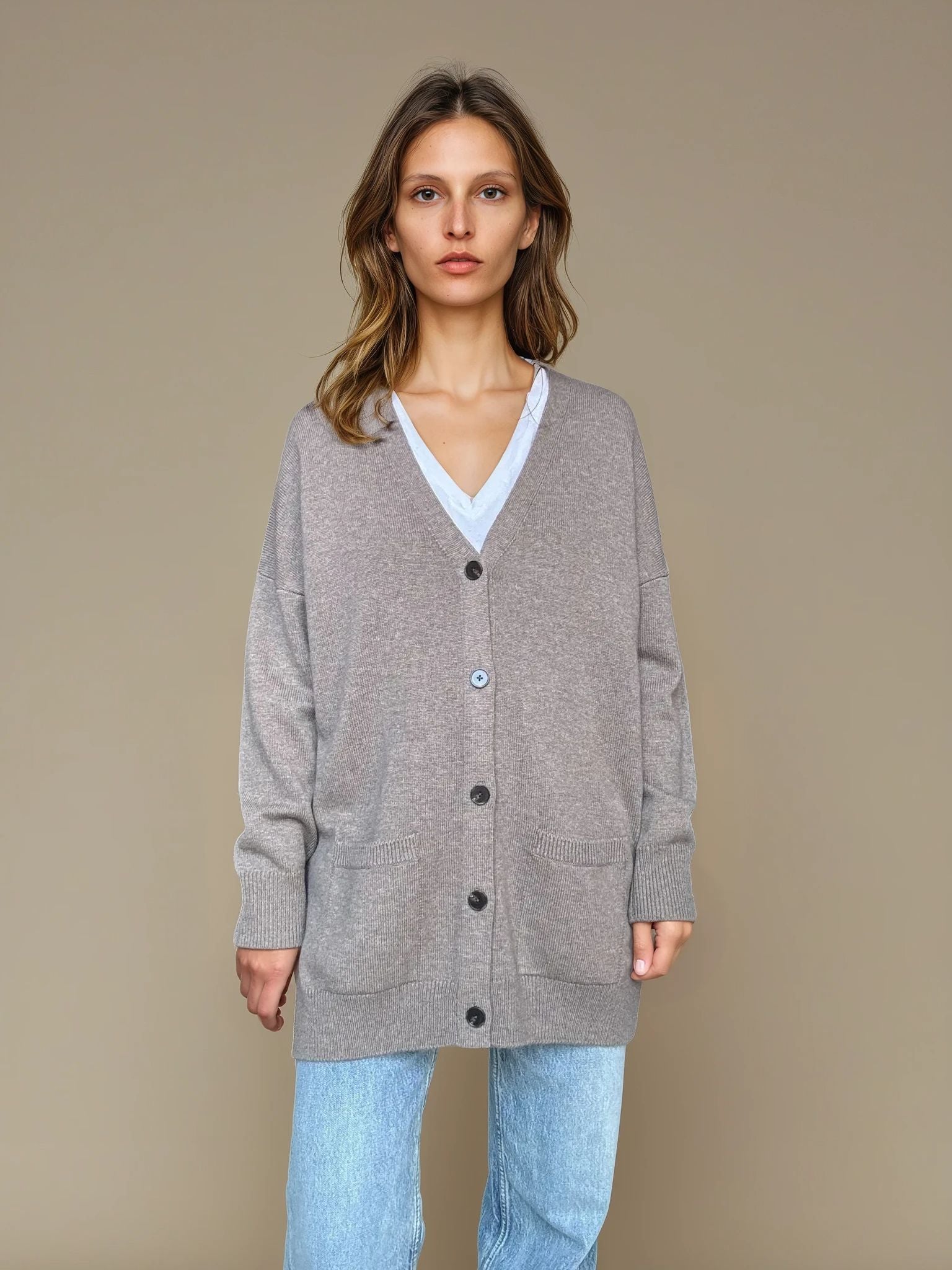 Le cardigan taupe - Casa Donna Donna